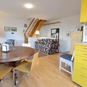  Сasa de vacaciones House With Courtyard & Parking Close To Stadtpark Austria