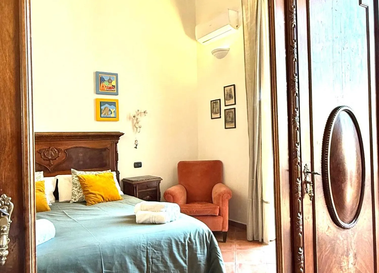 San Gregorio Luxury Apartments Nápoly